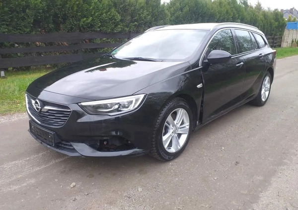 Opel Insignia cena 40900 przebieg: 223000, rok produkcji 2019 z Tyszowce małe 301
